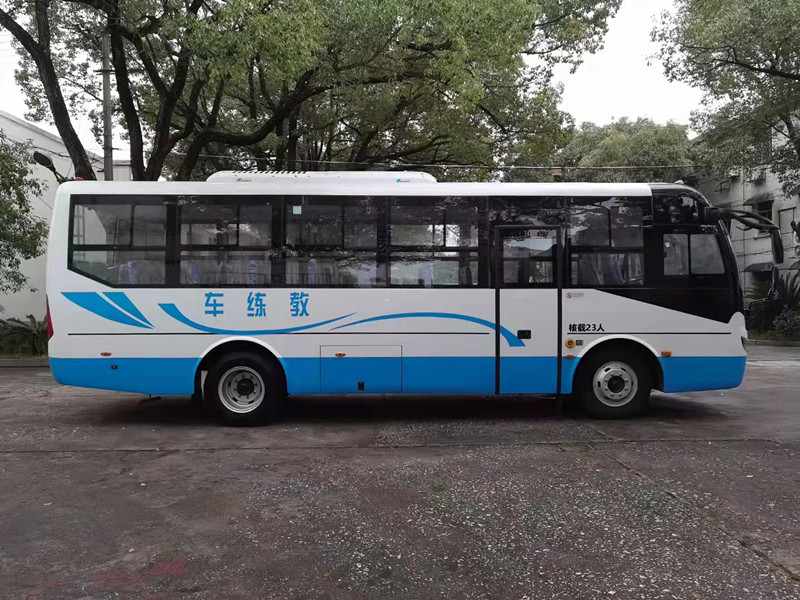 A1大客教練車 程力集團三十六分公司專業(yè)之選，鑄就駕駛精英之路